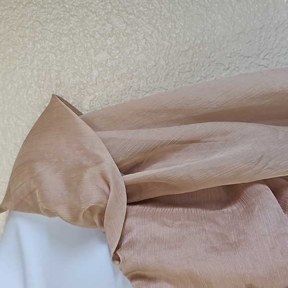 A.PEACH YOKE CROP TOP SIZE L - Picture 4 of 9